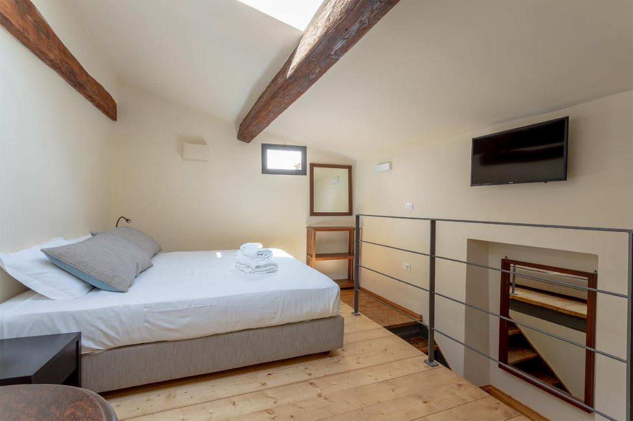 Ramaglianti Apartments Suite Tre Florence Exterior photo